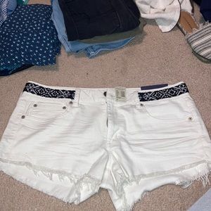 American eagle festival shortie